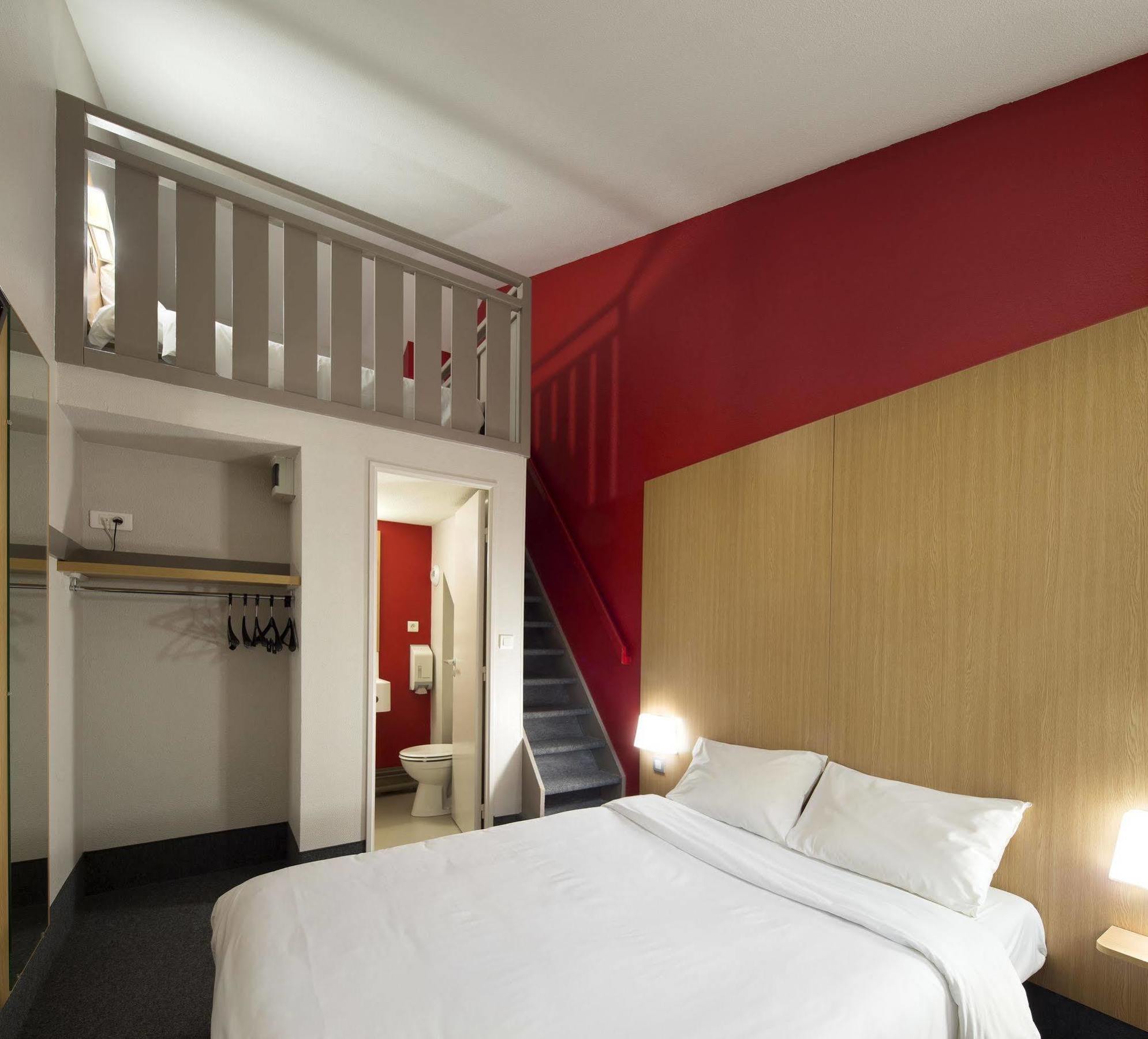 B&B Hotel Quimper Nord Douarnenez エクステリア 写真