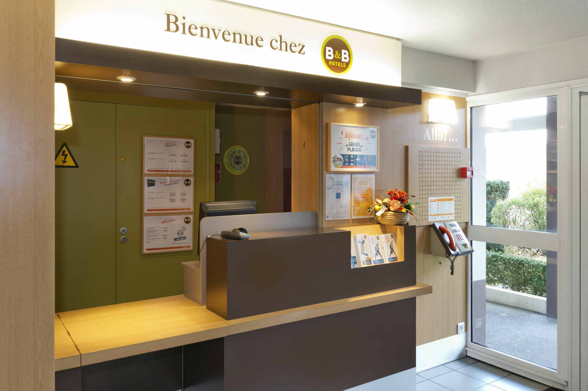 B&B Hotel Quimper Nord Douarnenez エクステリア 写真