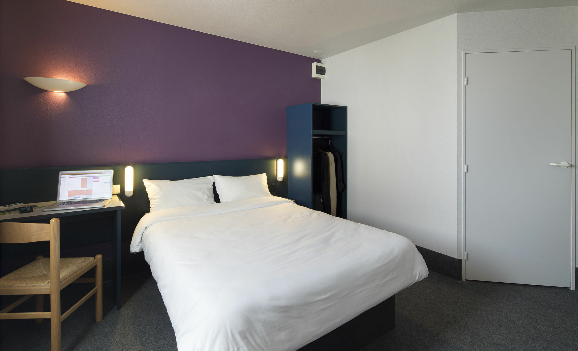 B&B Hotel Quimper Nord Douarnenez エクステリア 写真